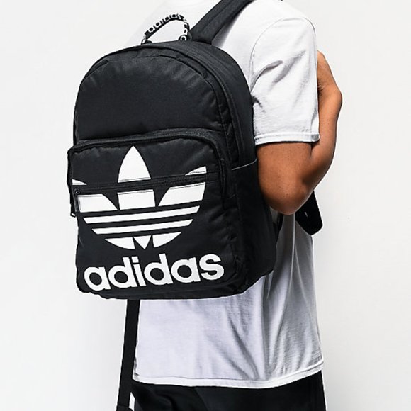 trefoil pocket backpack